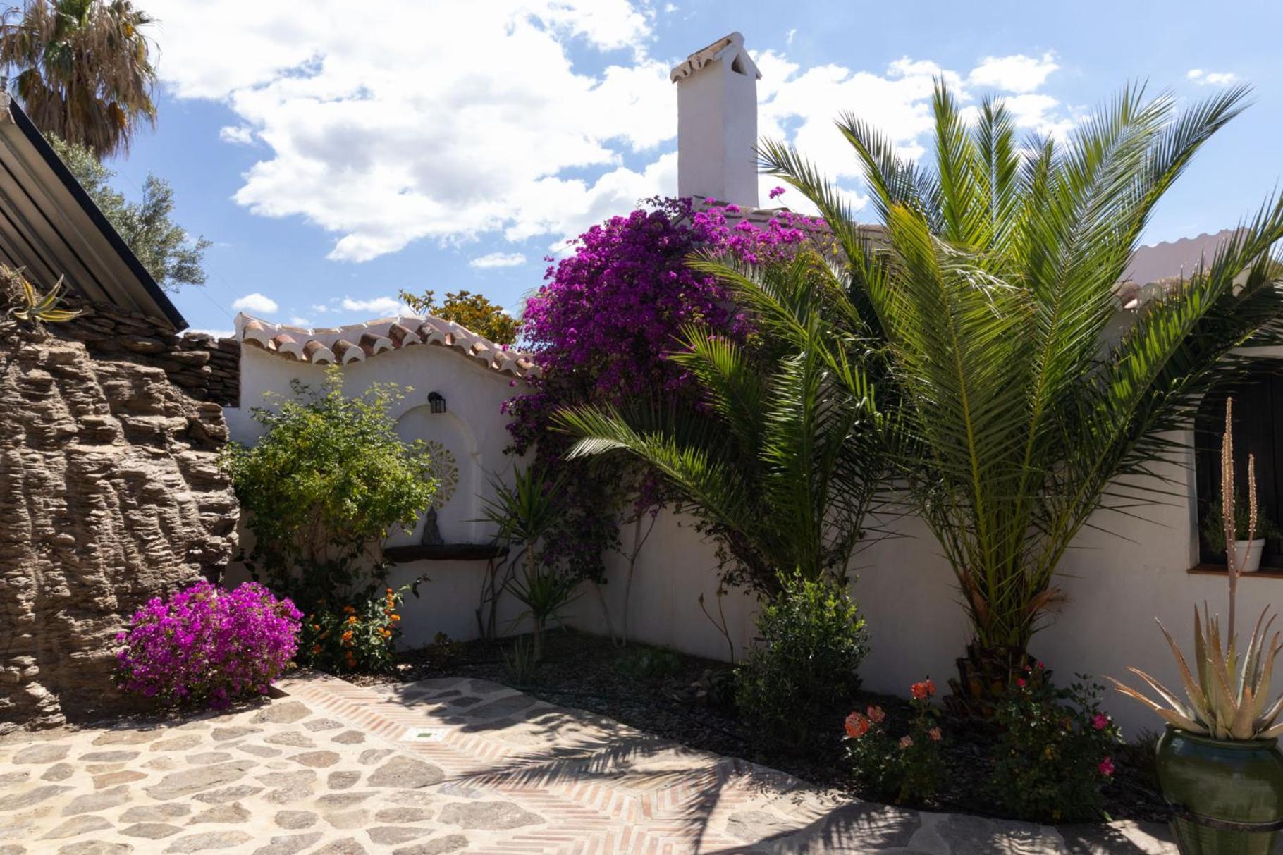 La Casa Del Burro Bed & Breakfast Nerja Exterior photo
